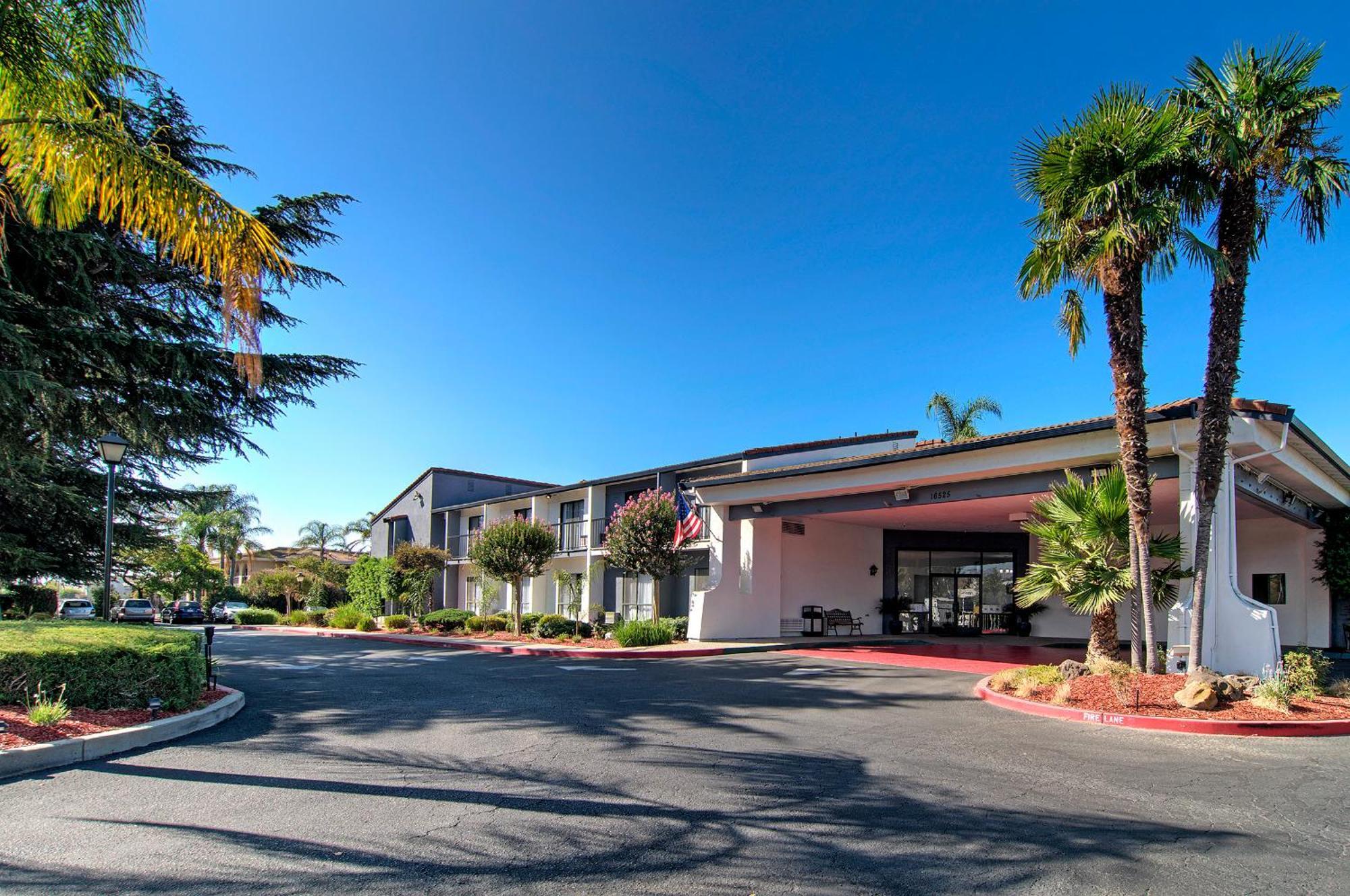 Quality Inn & Suites South San Jose - Morgan Hill Exterior photo